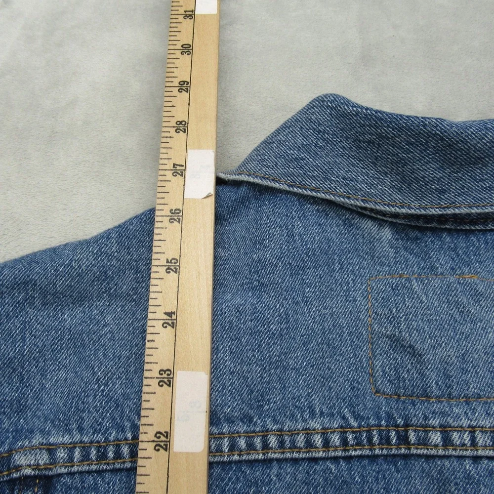 Levis item has